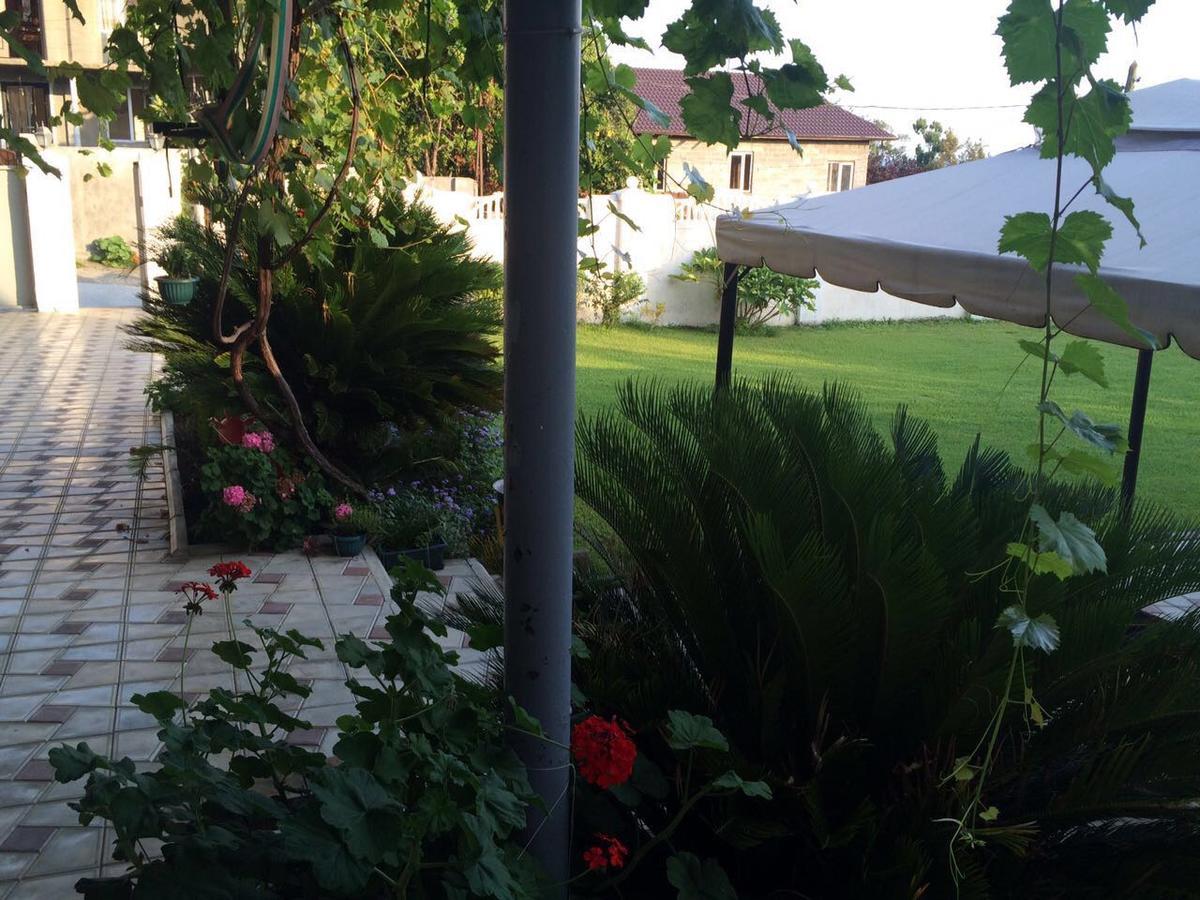 Guest House Liel Сухуми Екстериор снимка