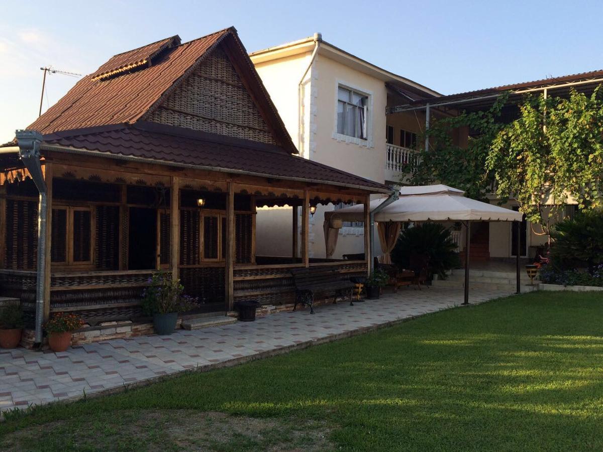 Guest House Liel Сухуми Екстериор снимка