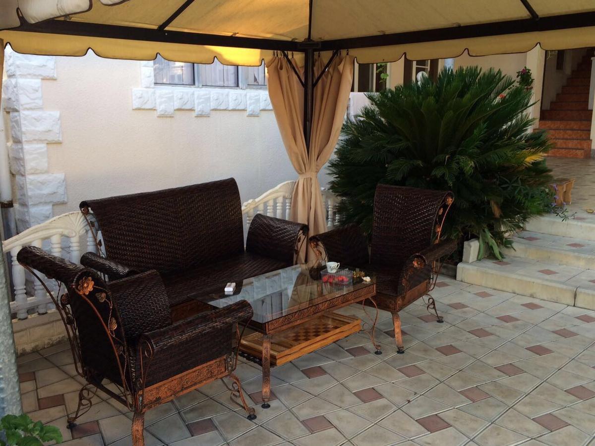 Guest House Liel Сухуми Екстериор снимка